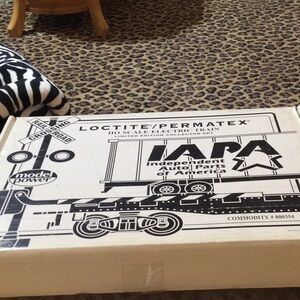 Loctite/Permatex HO Scale Electric Train Set, vintage